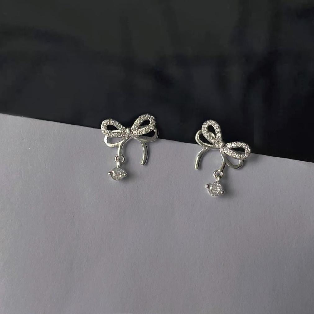 Bow Earrings - Delilah - Hypoallergenic - Abbott Atelier