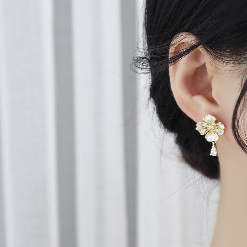 Camellia Earrings - Hypoallergenic - Abbott Atelier