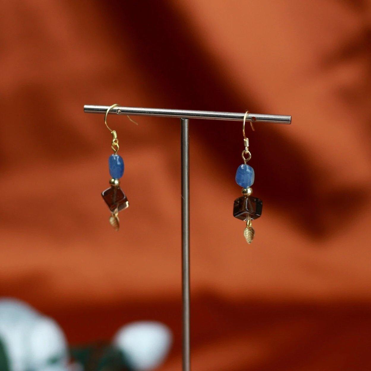 [Clearance] Natural Quartz Earrings - Natural Quartz - Abbott Atelier