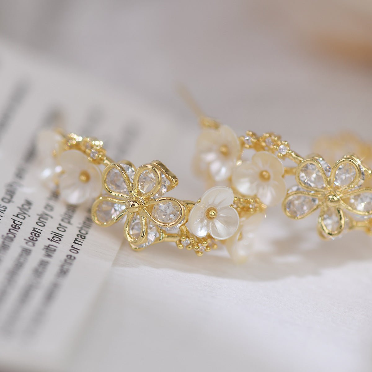 Flower Hoop Earrings - Florrie - Hypoallergenic - Abbott Atelier