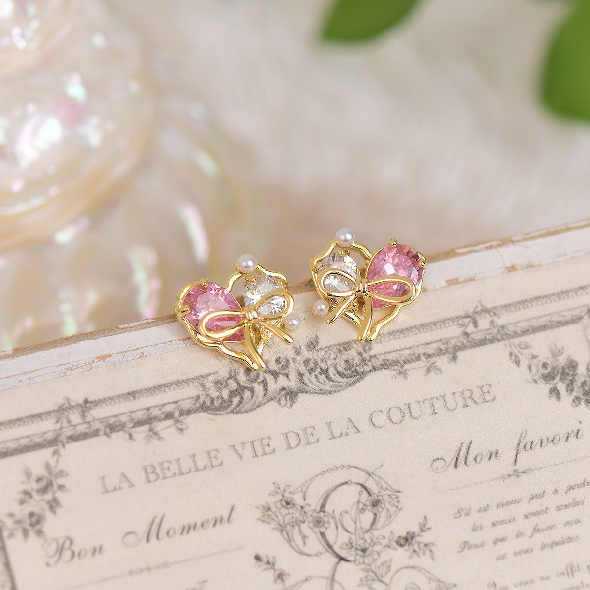 Heart Stud Earrings - Samantha - Hypoallergenic - Abbott Atelier