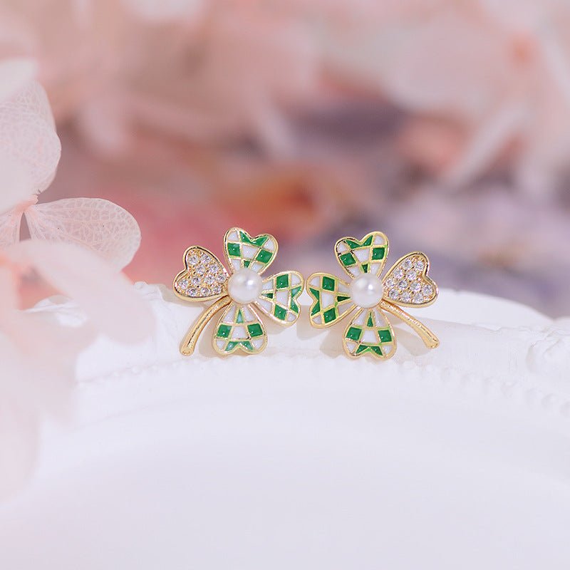 Lucky Clover Stud Earrings - Hypoallergenic - Abbott Atelier