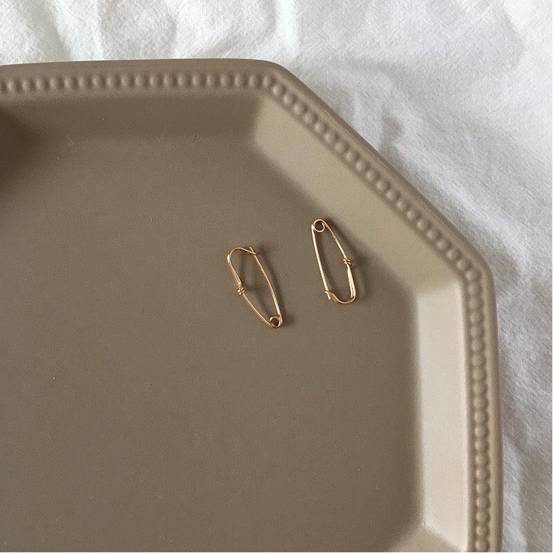 Safety Pin Earrings - Hypoallergenic - Abbott Atelier