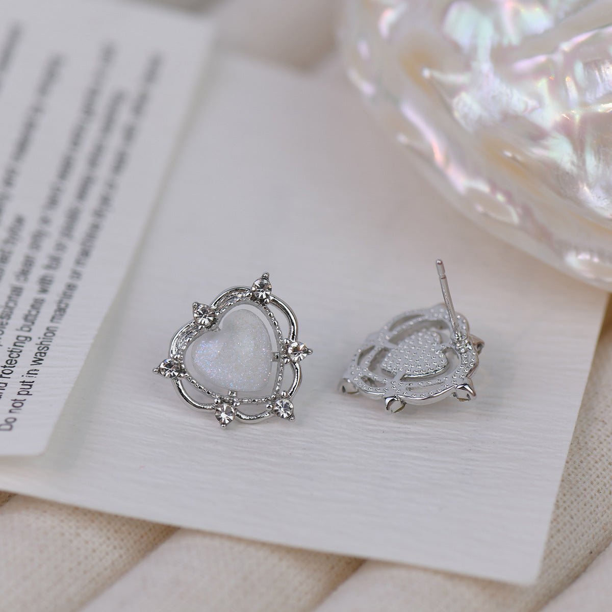 [Sample Sale] Heart Stud Earrings - Echo - Hypoallergenic - Abbott Atelier