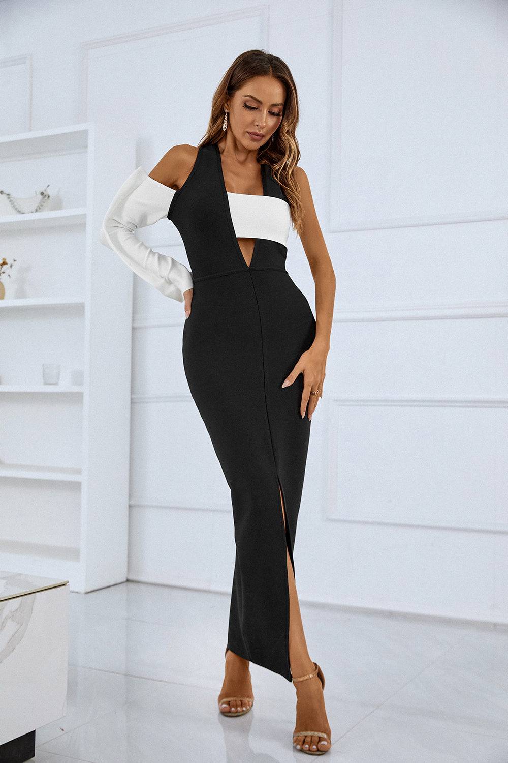 Sesidy Cicelia One Sleeve Maxi Dress in Black