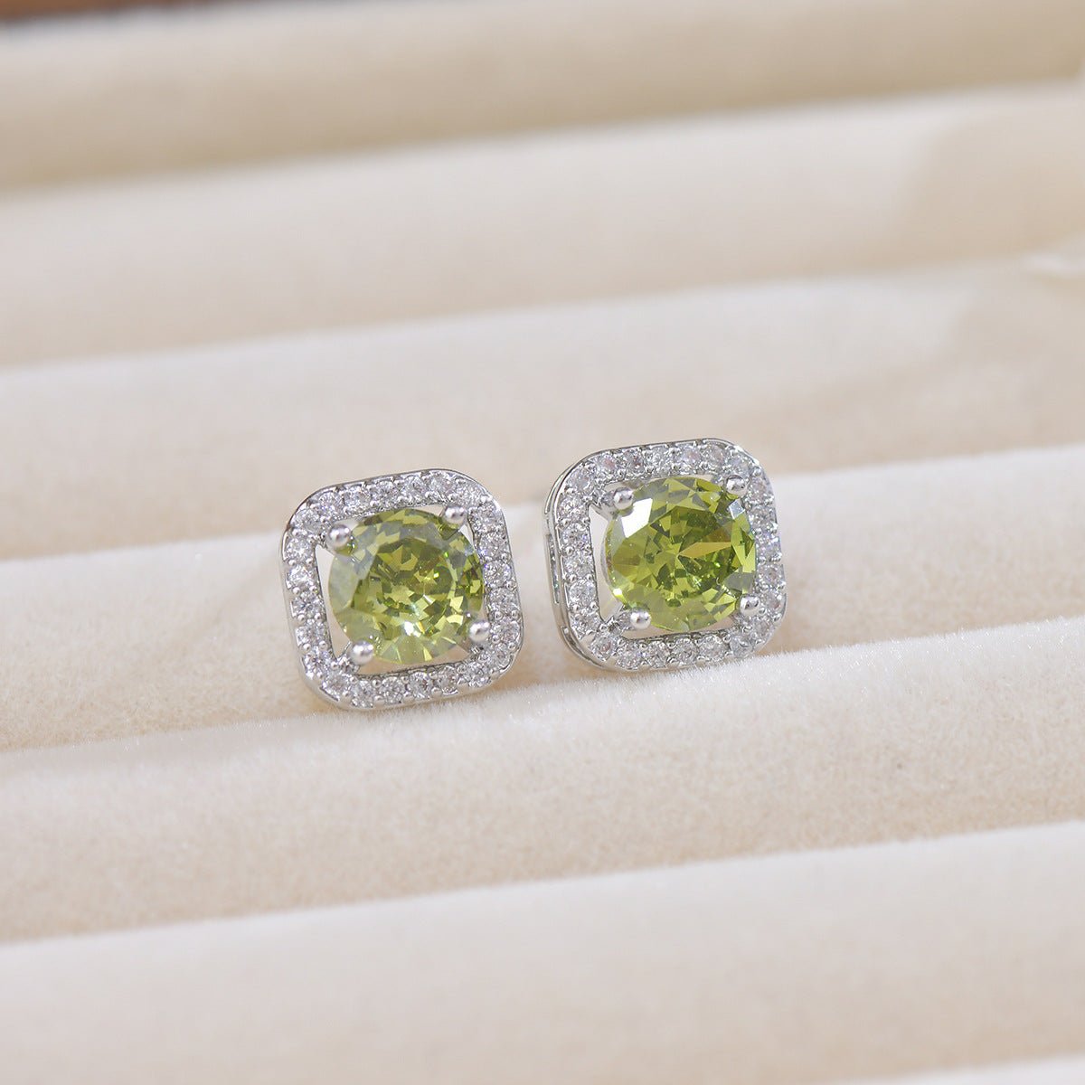 Shelby Peridot Earrings - Hypoallergenic - Abbott Atelier