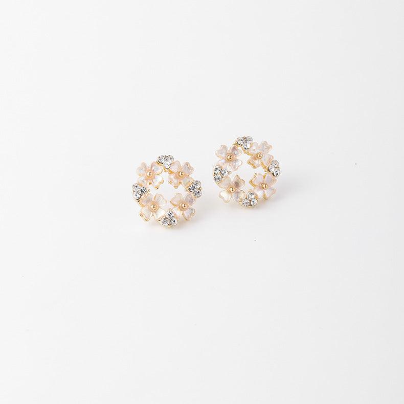 Shell Flower Earrings - Hypoallergenic - Abbott Atelier