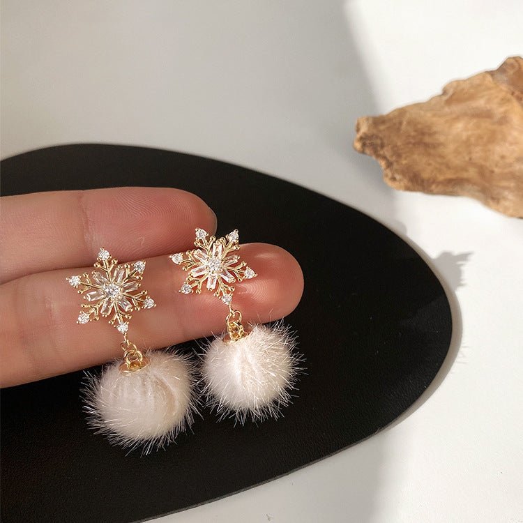 Snowflake Earrings - Lilith - Hypoallergenic - Abbott Atelier