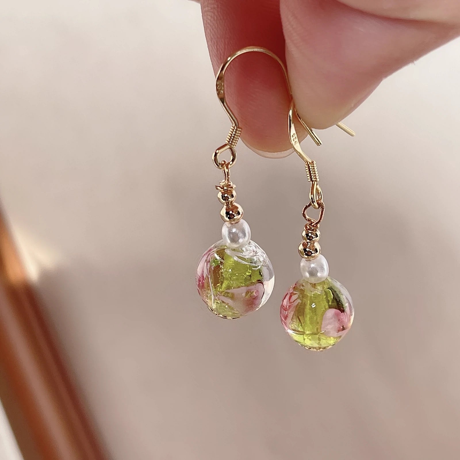 Spring Flower Earrings - Evanna - Hypoallergenic - Abbott Atelier