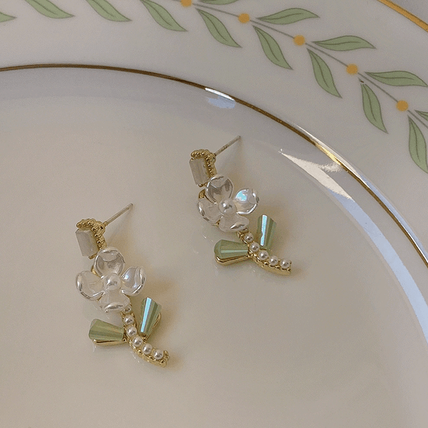 Spring Flower Earrings - Hypoallergenic - Abbott Atelier